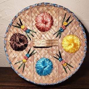 Raffia embroidered wooven lined woven basket w lid